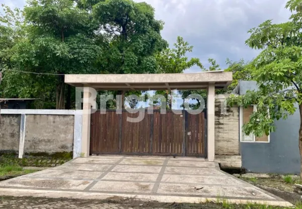 image TANAH HOOK SIAP BANGUN LOKASI BAGUS DAN TERAWAT DI PERUM SURYA INTI PERMATA (5)