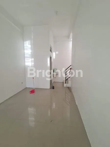 image RUKO NOL JALAN RAYA FRONTAGE A.YANI 4 LANTAI (7)