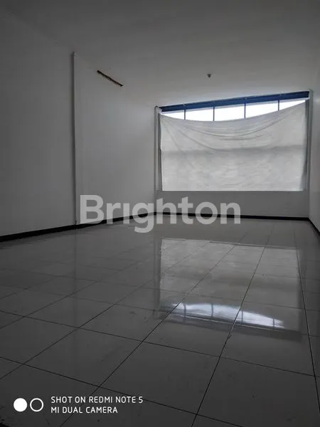 BANGUNAN SIAP HUNK PUSAT KOTA