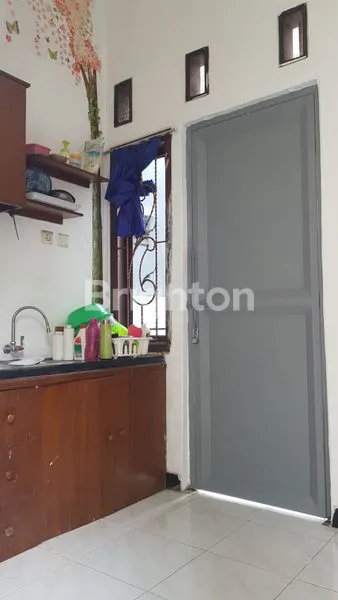 image RUMAH BAGUS SIAP HUNI DI PEKAYON BEKASI KOTA (2)