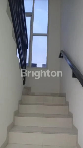 image RUMAH M5 & 2 LT ELEGAN DI BNR BOGOR (8)