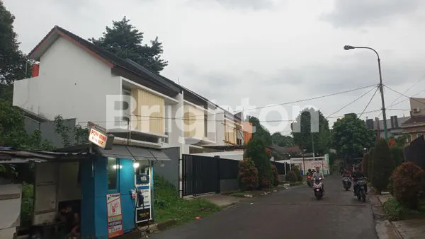 image RUMAH M5 & 2 LT ELEGAN DI BNR BOGOR (16)
