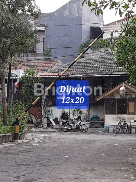 image RUMAH HITUNG TANAH LOKASI STRATEGIS SURABAYA BARAT (1)
