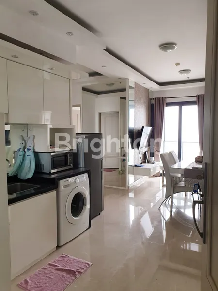 image THE PEAK RESIDENCE, KONDOMINIUM MEWAH DI KAWASAN SUPERBLOK TUNJUNGAN PLASA DI JANTUNG KOTA SURABAYA, DIDESAIN OLEH DP ARCHITEC SINGAPORE, MEMILIKI FASILITAS HOTEL BINTANG 5 (7)