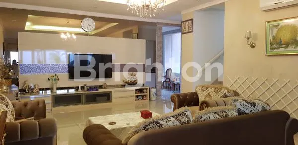 image RUMAH MEWAH DI ALAM SUTERA TANGERANG (5)