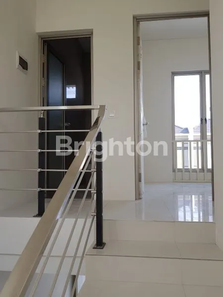 image DIJUAL SEGERA GREENLAND CABERRA 2 LANTAI (3)