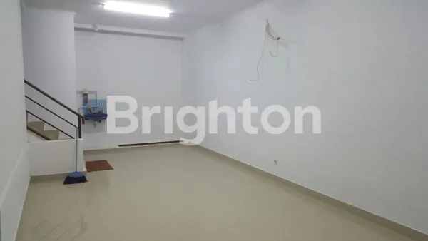 image RUKO SUNTER PODOMORO JAKARTA UTARA - 3 1/2 LANTAI (2)