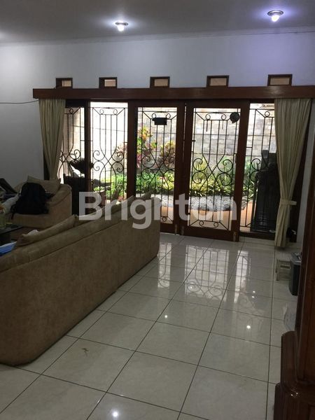 image RUMAH BAGUS & TERAWAT DI PONDOK HIJAU SETIABUDI (1)