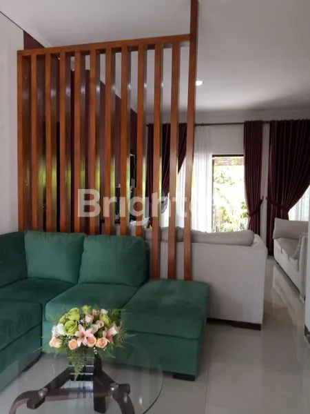 image RUMAH 1,5 LANTAI DI MANAHAN TENGAH KOTA SOLO (4)