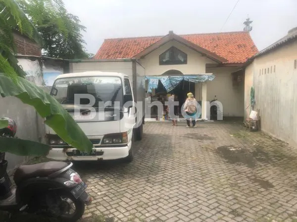 image RUMAH STRATEGIS TENGAH KOTA DI MEDOHO RAYA (1)