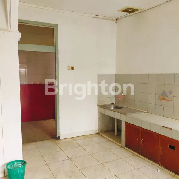 image RUMAH RUMAH 5 KAMAR TIDUR DI PHARMINDO CIMAHI (4)