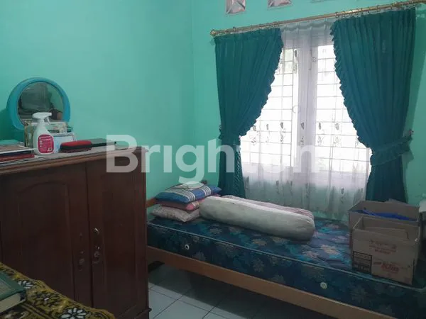 image RUMAH SIAP HUNI DEKAT ALUN ALUN SIDOARJO (4)