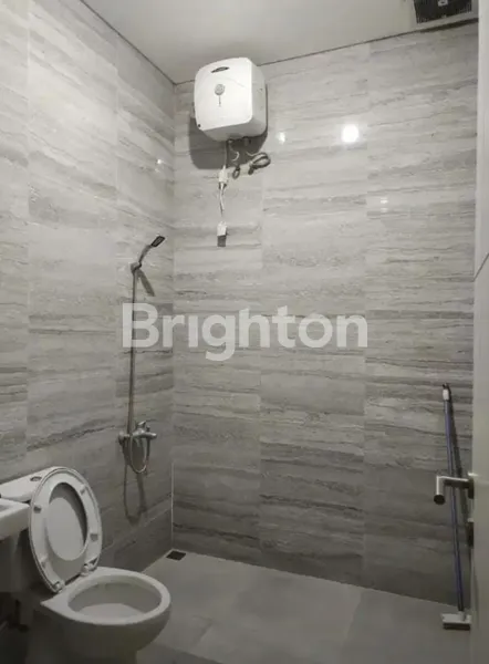 image RUMAH 2 LANTAI FULL FURNISH SIAP HUNI DI SUTOREJO TIMUR (3)