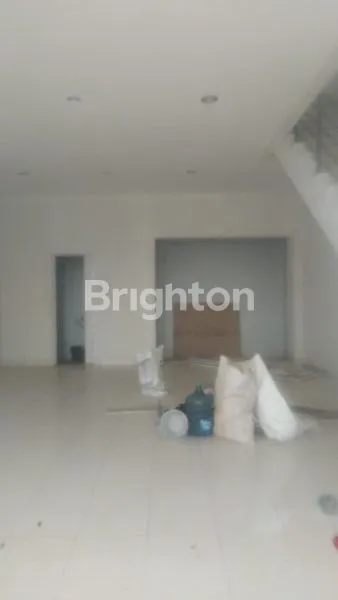 image RUKO GADING SERPONG, PARAMOUND LAND, SOLVANG SQ, EXOTIC 3 LANTAI MODEL EINDHOVEN, PINGGIR JALAN, BARU DAN BERSIH, ROW DEPAN LUAS (3)