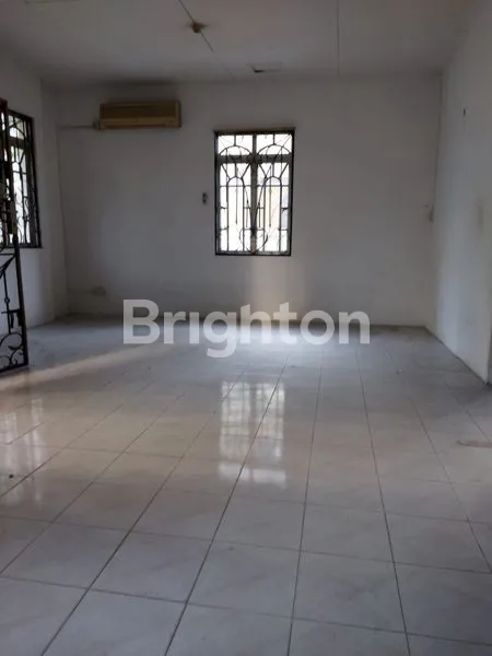 image TEPAT DI PUSAT KOTA (5)