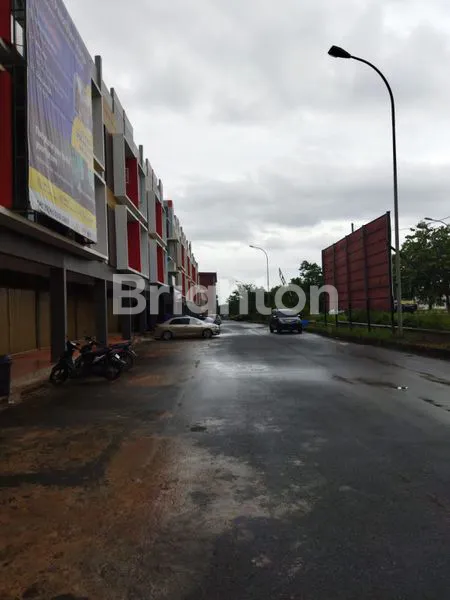 image RUKO 3 LANTAI 2 UNIT GANDENG (3)