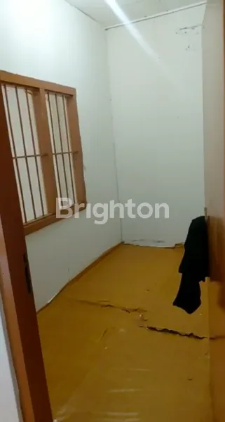 image RUMAH + KIOS 50 METER DARI PASAR BEBAS BANJIR TANJUNG DUREN (4)