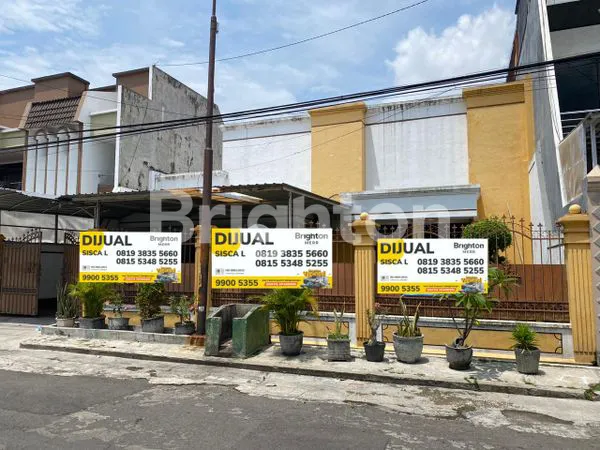 image RUMAH MURAH DAN LOKASI STRATEGIS DI JL DHARMAHUSADA INDAH BARAT SURABAYA  (1)