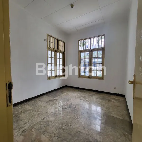 image RUMAH TAMAN KEBON JERUK INTERCON 1,5 LT. (3)