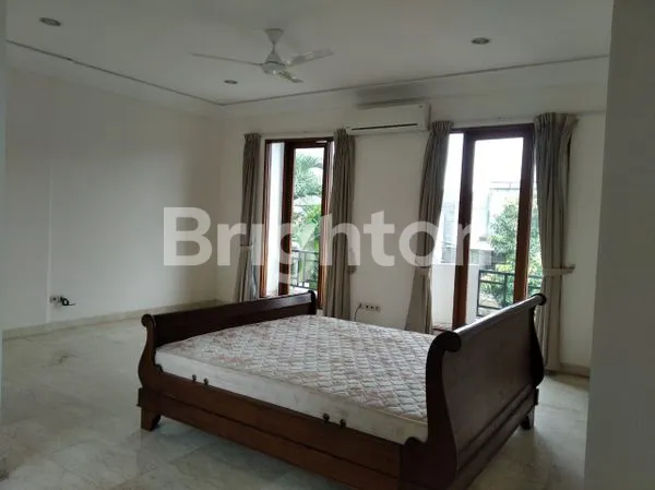 image RUMAH DI CI PETE JAKARTA SELATAN (2)