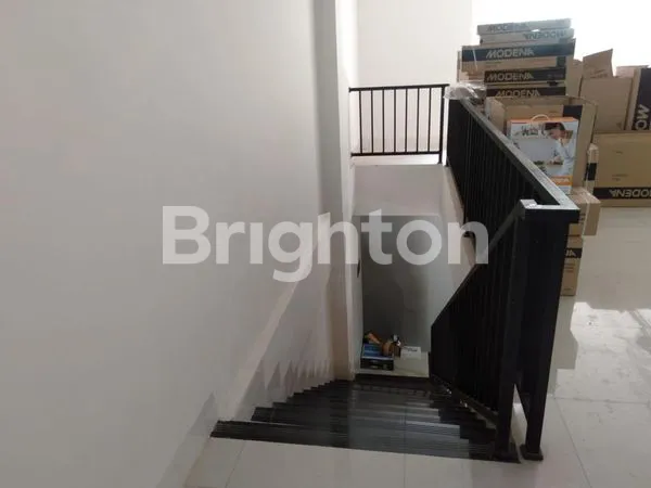 image RUKO 2 LANTAI MURAH IVY PARK ARCADIA LOKASI  DEPAN DANAU BSB MIJEN SEMARANG (5)