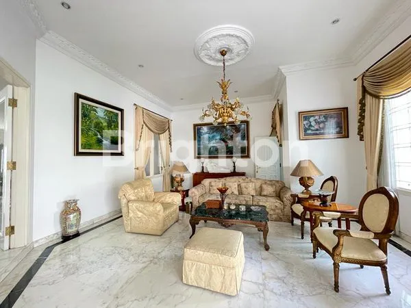 image RUMAH JL JAMBU MENTENG JAKARTA PUSAT  (6)