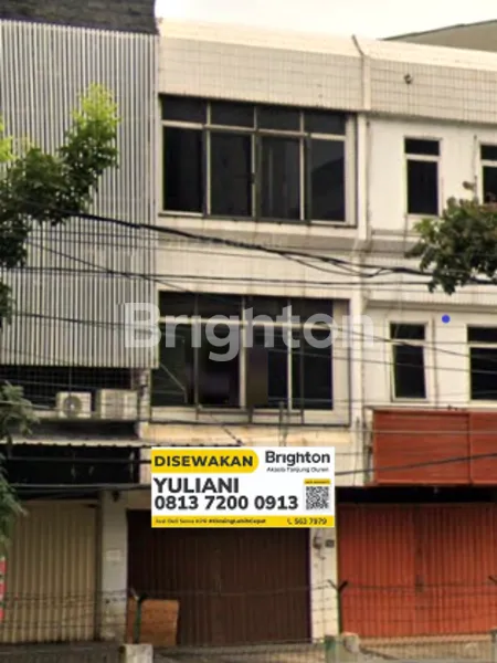 RUKO 3,5 LANTAI DI JALAN LINGKAR  LUAR BARAT LEBAR 4,5M LUAS 76,5M2 JALAN 4 ROW MOBIL