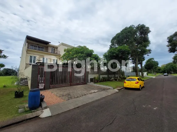 image RUMAH MEWAH, BANGUNAN MANDIRI, PARAMOUNT HILL GOLF (1)
