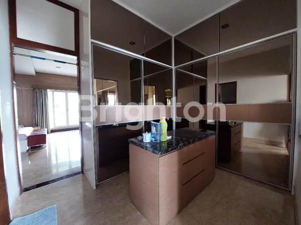 image RUMAH MEWAH, BANGUNAN MANDIRI, PARAMOUNT HILL GOLF (4)