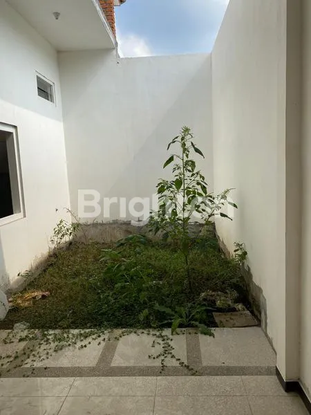 image RUMAH / VILLA 2 LANTAI BATU MALANG (2)