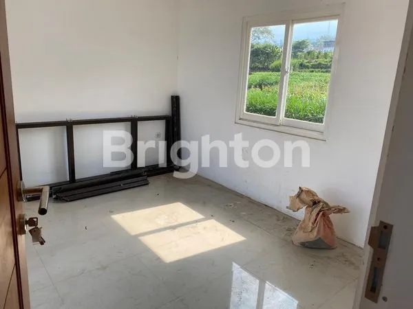 image RUMAH / VILLA 2 LANTAI BATU MALANG (3)