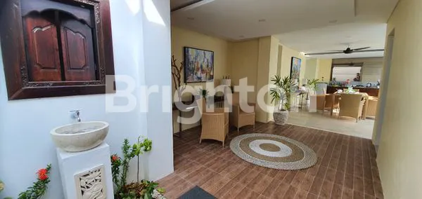 image VILLA DI KOMPLEK VILLA NUSA DUA (2)