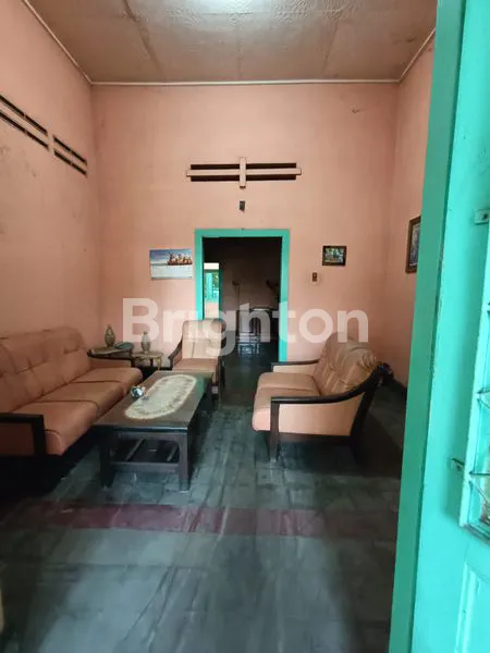 image RUMAH KUNO DI JALAN UTAMA COCOK BUAT USAHA (3)
