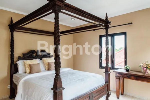 image VILLA NEWLY RENOVATED 6 BEDROOM (2)