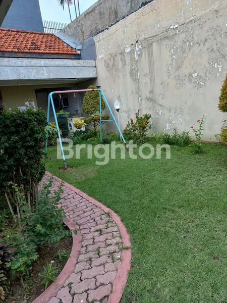 image RUMAH 1 LANTAI DEKAT DARMO DAN KAMPUS WM DI BLAMBANGAN. LOKASI BAGUS DEKAT PUSAT KOTA (5)