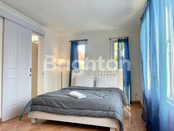 image RUMAH 2 LANTAI (5)