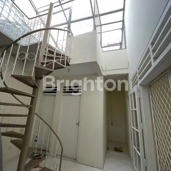 image RUMAH SUTOREJO SIAP HUNI TERAWAT HOOK (2)