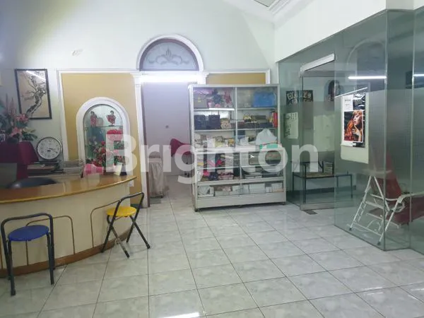 image RUMAH UNTUK USAHA DIJALAN BESAR HASANUDIN SEMARANG UTARA  (7)