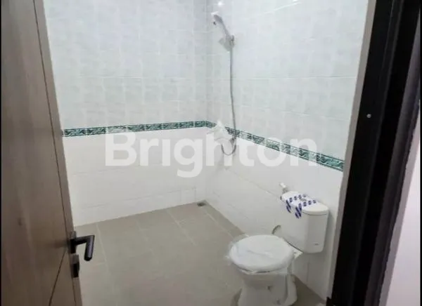image RUMAH SIAP HUNI 2 LANTAI DI GALAXY BEKASI KOTA (7)