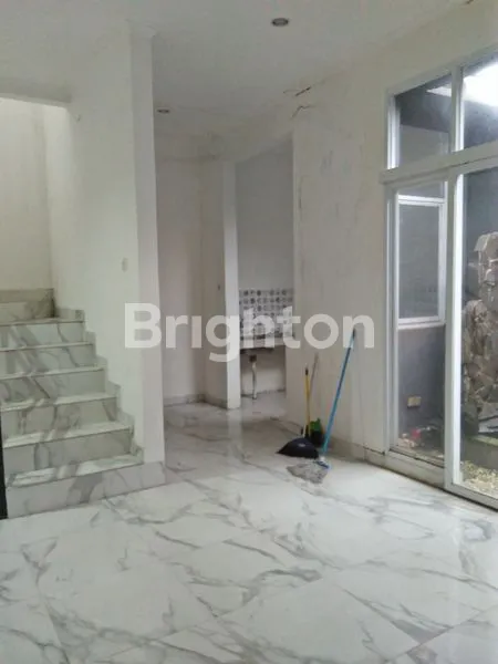 image RUMAH MINIMALIS BEBAS BANJIR DALAM CLUSTER DI CEGER JAKTIM (4)