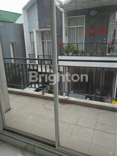 image RUMAH MINIMALIS BEBAS BANJIR DALAM CLUSTER DI CEGER JAKTIM (5)