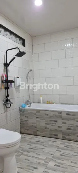 image LOKASI STRATEGIS PEMANDANGAN GUNUNG (2)