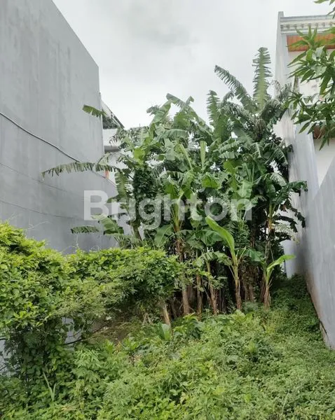 image DIJUAL TANAH DI JALAN JAMBON, TRIHANGGO, GAMPING, SLEMAN, LOKASI RAMAI DAN STRATEGIS. DEPAN JALAN ASPAL PROTOKOL. COCOK UNTUK TEMPAT USAHA. (1)