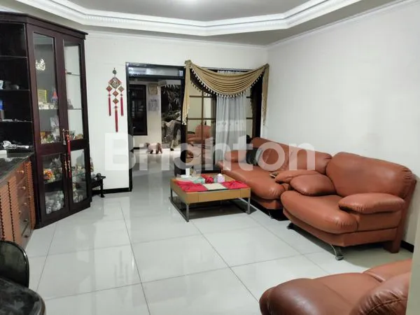 image RUMAH SUTOREJO UTARA FULL FURNISH (5)