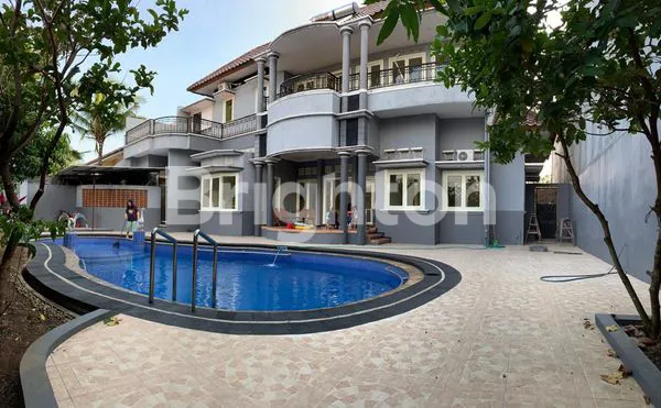 image DIJUAL RUMAH MEWAH DILENGKAPI KOLAM RENANG AREA DIENG  (1)