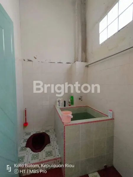 image DEKAT PASAR, DEKAT SHOPPING MALL, DEKAT SEKOLAH, DEKAT PUSAT KULINER, (4)