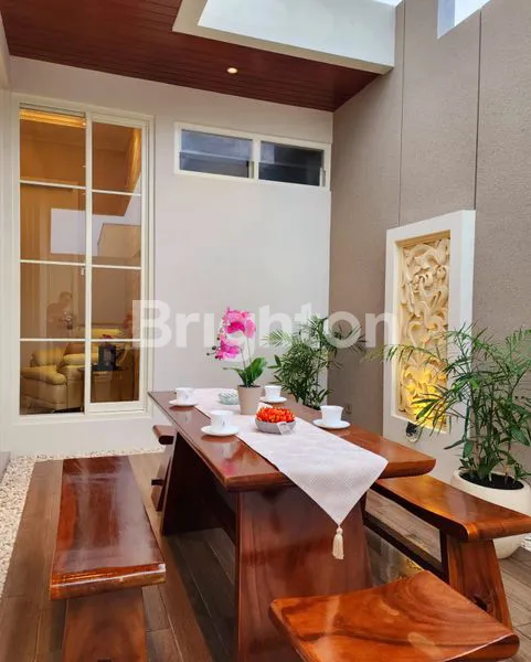 image MURAH MEWAH RUMAH BARU GRESS PAKUWON INDAH THE MANSION GRANADA SURABAYA BARAT (6)
