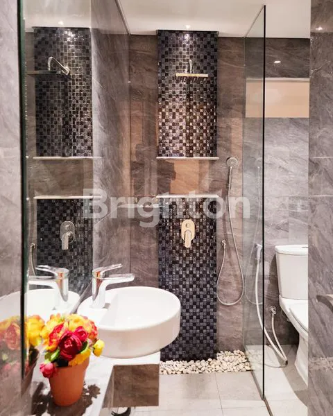 image MURAH MEWAH RUMAH BARU GRESS PAKUWON INDAH THE MANSION GRANADA SURABAYA BARAT (4)