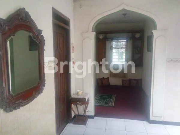 image TOKO BISA UNTUK GUDANG DI PINGGIR JALAN PROTOKOL UNGARAN -BAWEN, LOKASI DI KAWASAN INDUSTRI UNGARAN SEMARANG (3)