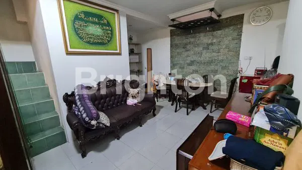 image RUMAH 2 LANTAI SIAP HUNI DI CIBINONG (2)